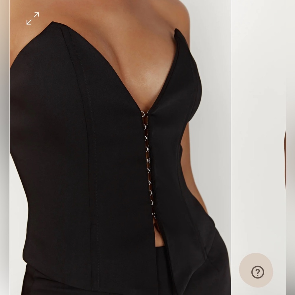 Meshki Janayia top